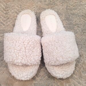 Billini Harlie Slide Slippers